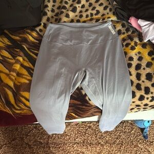 Gymshark Greyish Purple Leggings